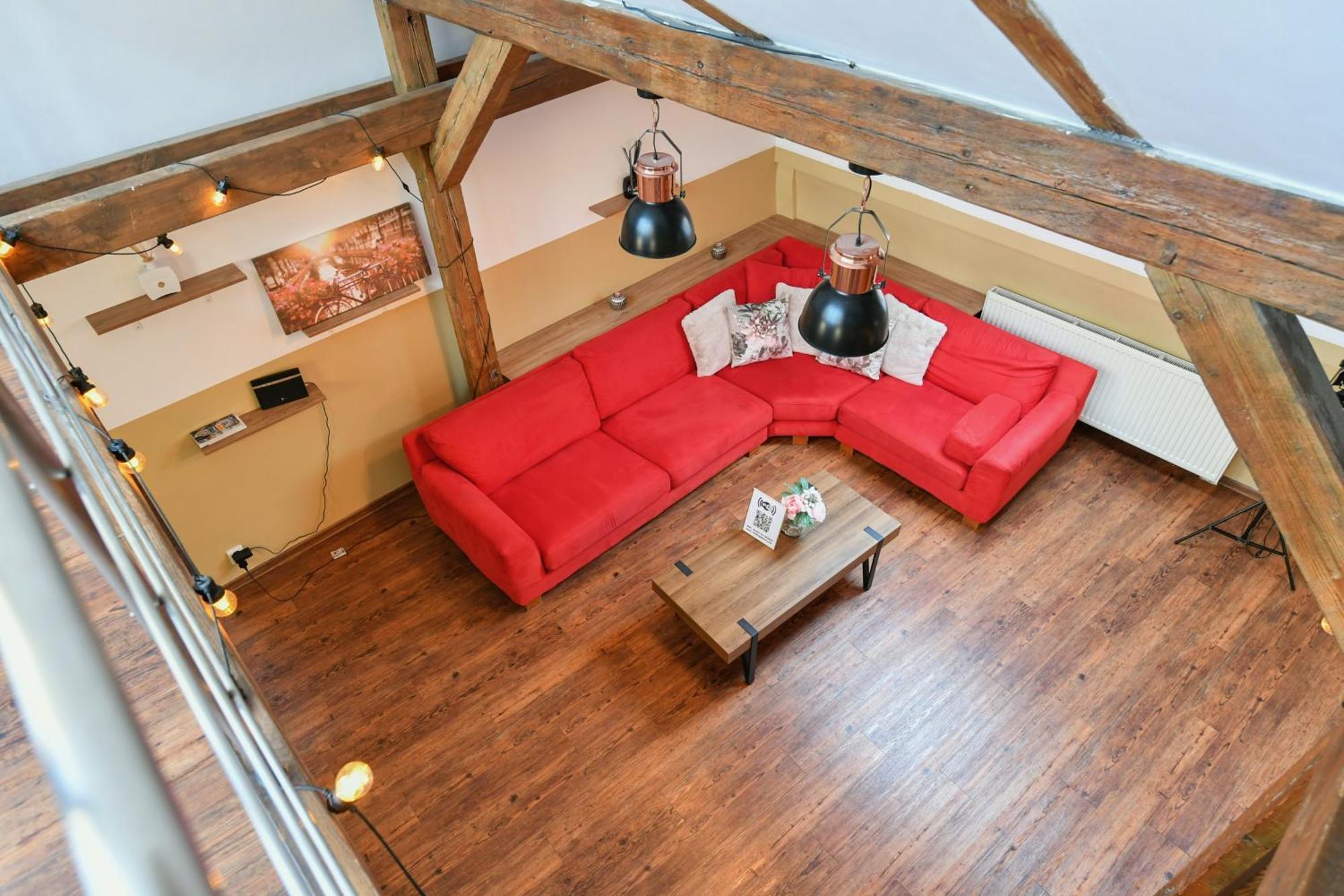 Amazing Charles Bridge Apartment Прага Экстерьер фото